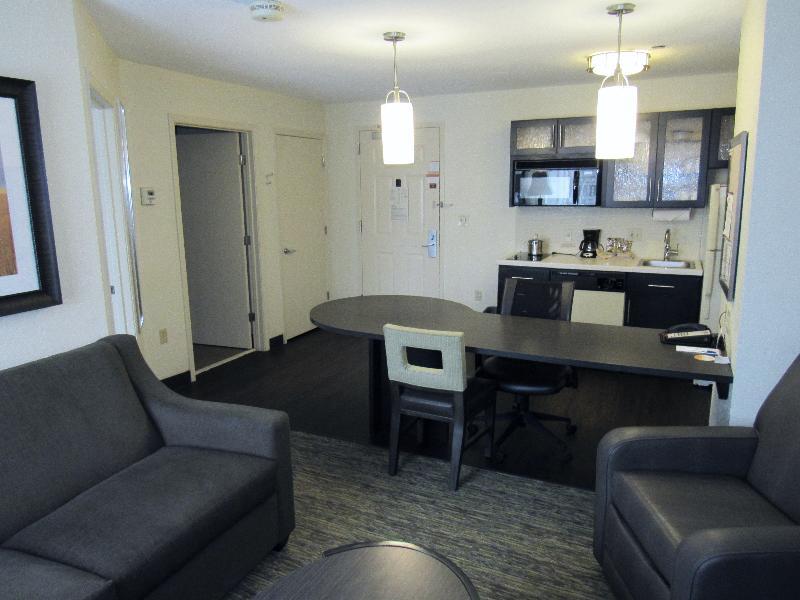 Sonesta Simply Suites Columbus Airport Gahanna Buitenkant foto